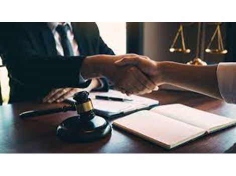 Advogados para Intimação à Delegacia na Cidade Tiradentes‎